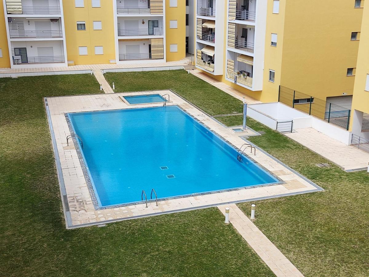 3c Vilanova Ii, Pool & Ac - Casas & Papeis Apartment *